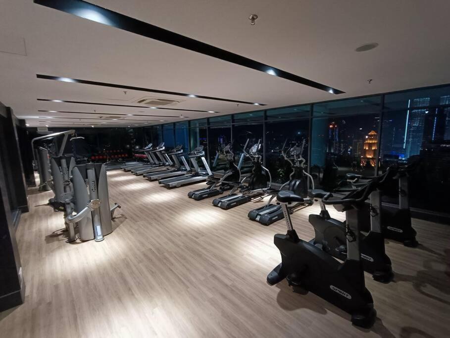 Apartemen Col 93a 2queen Bed Balcony Klcc View Family Kuala Lumpur